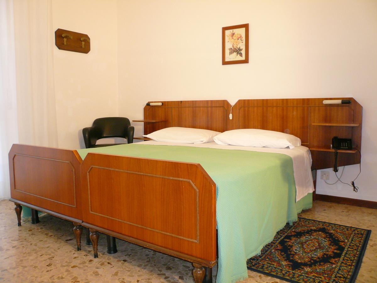 Albergo Ariston Tabiano Terme Exteriér fotografie