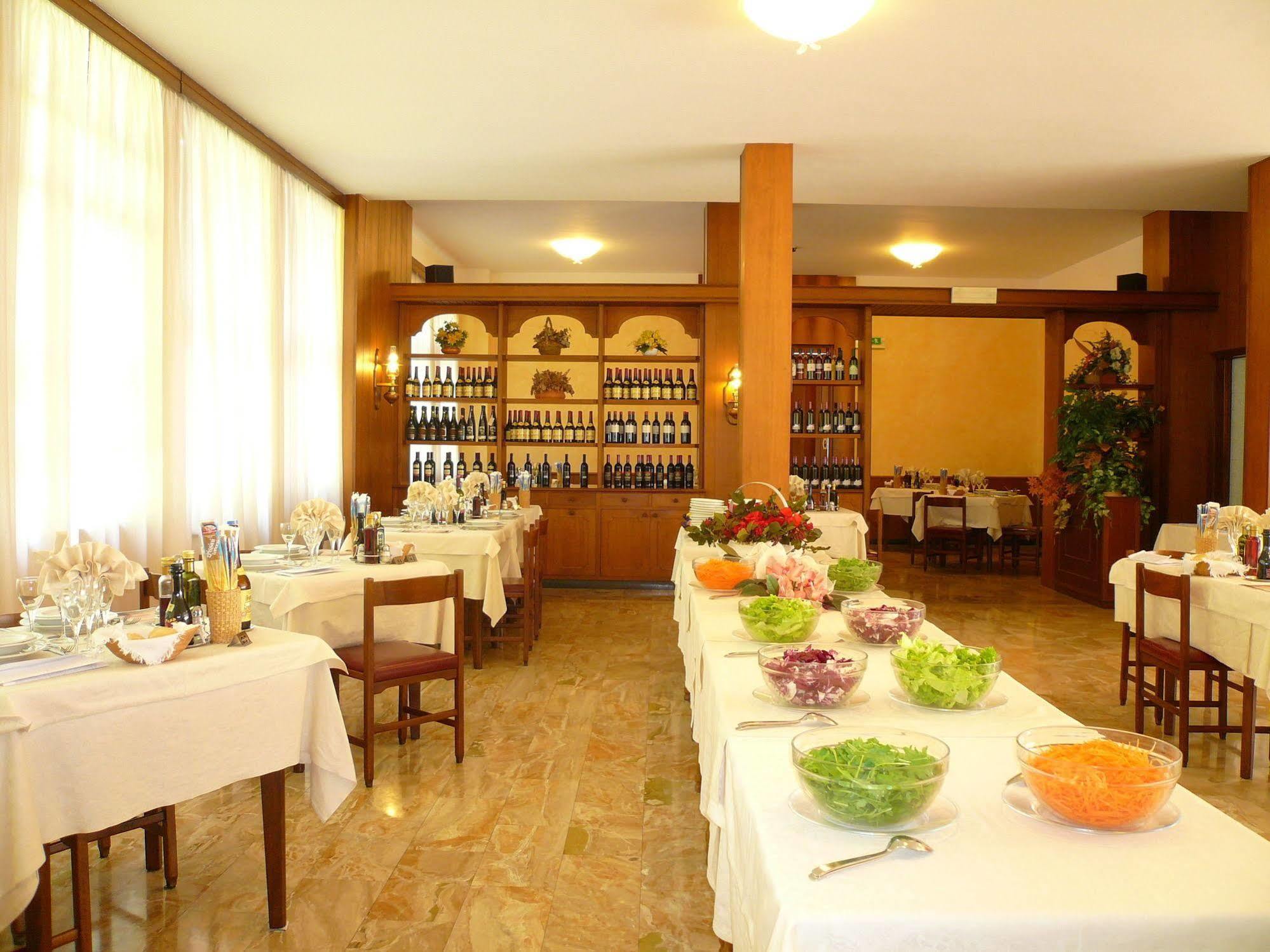 Albergo Ariston Tabiano Terme Exteriér fotografie