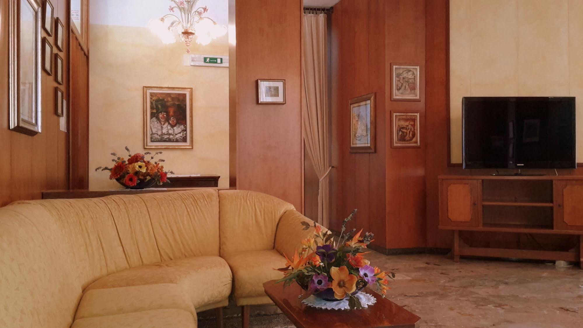 Albergo Ariston Tabiano Terme Exteriér fotografie